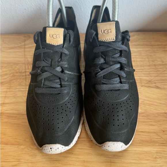 UGG Australia tye leather - Picture 2 of 4